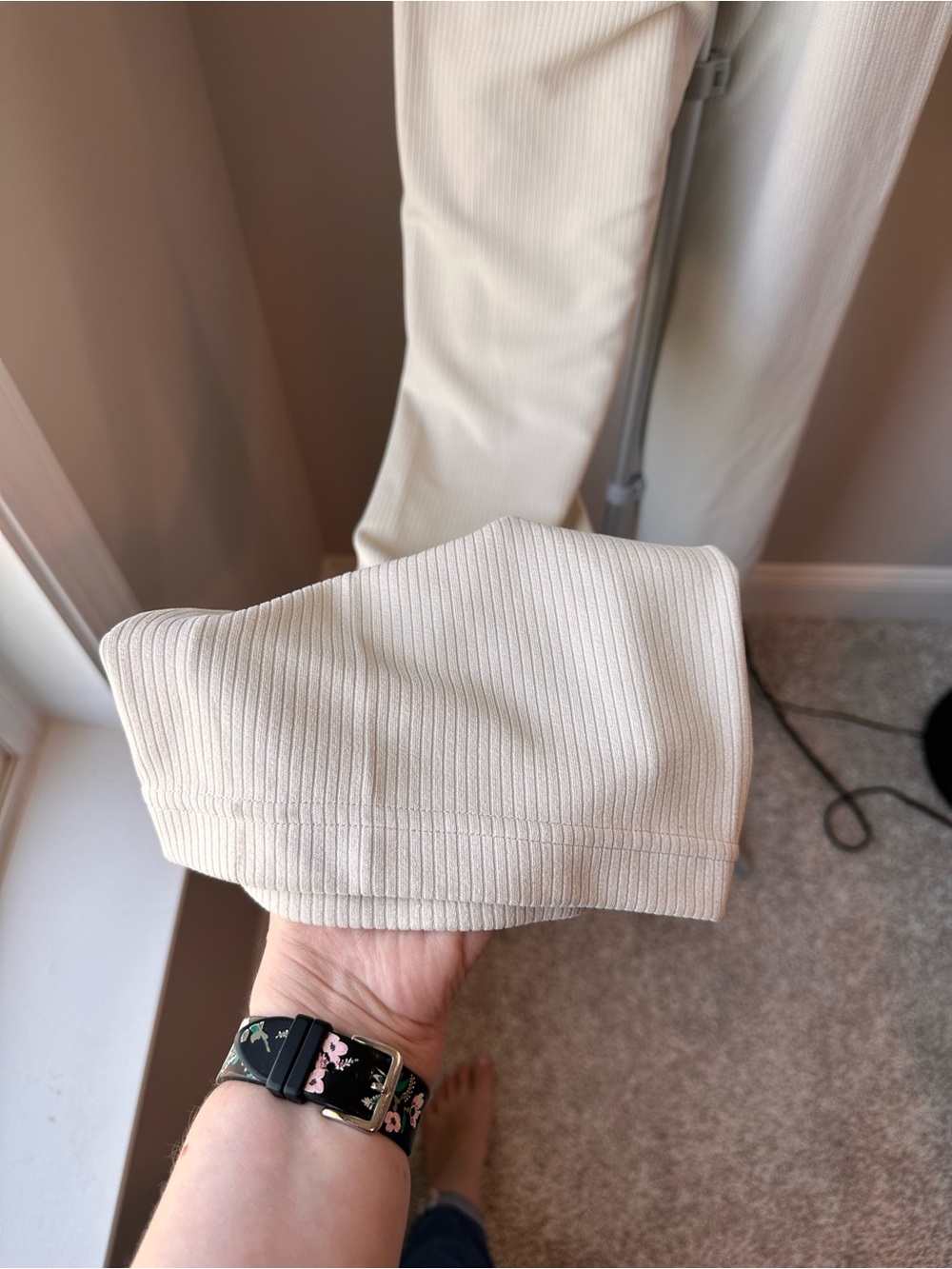 Lululemon Ribbed Softstreme Flared Pants Bone Off White Size 4 Tall 35" Inseam - Picture 9 of 11